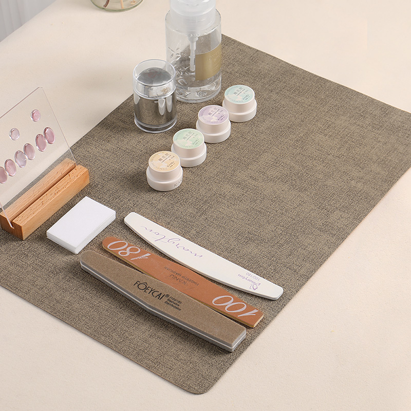 KANIU 43X30/60X42cm レザーテクスチャ ネ - Desk Mat Leather のレビューと価格