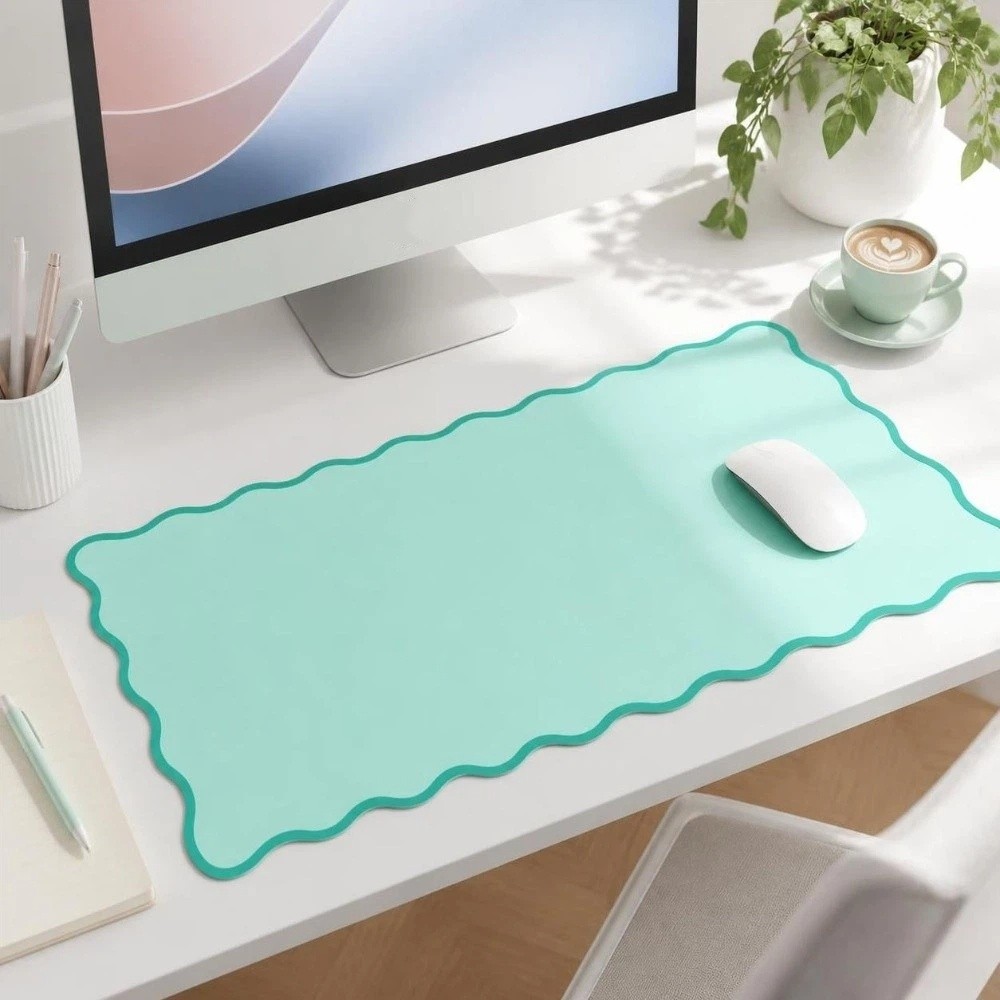 スイートPUレザーデスクパッド、滑り止めウェーブエッジキーボ - Desk Mat Leather のレビューと価格