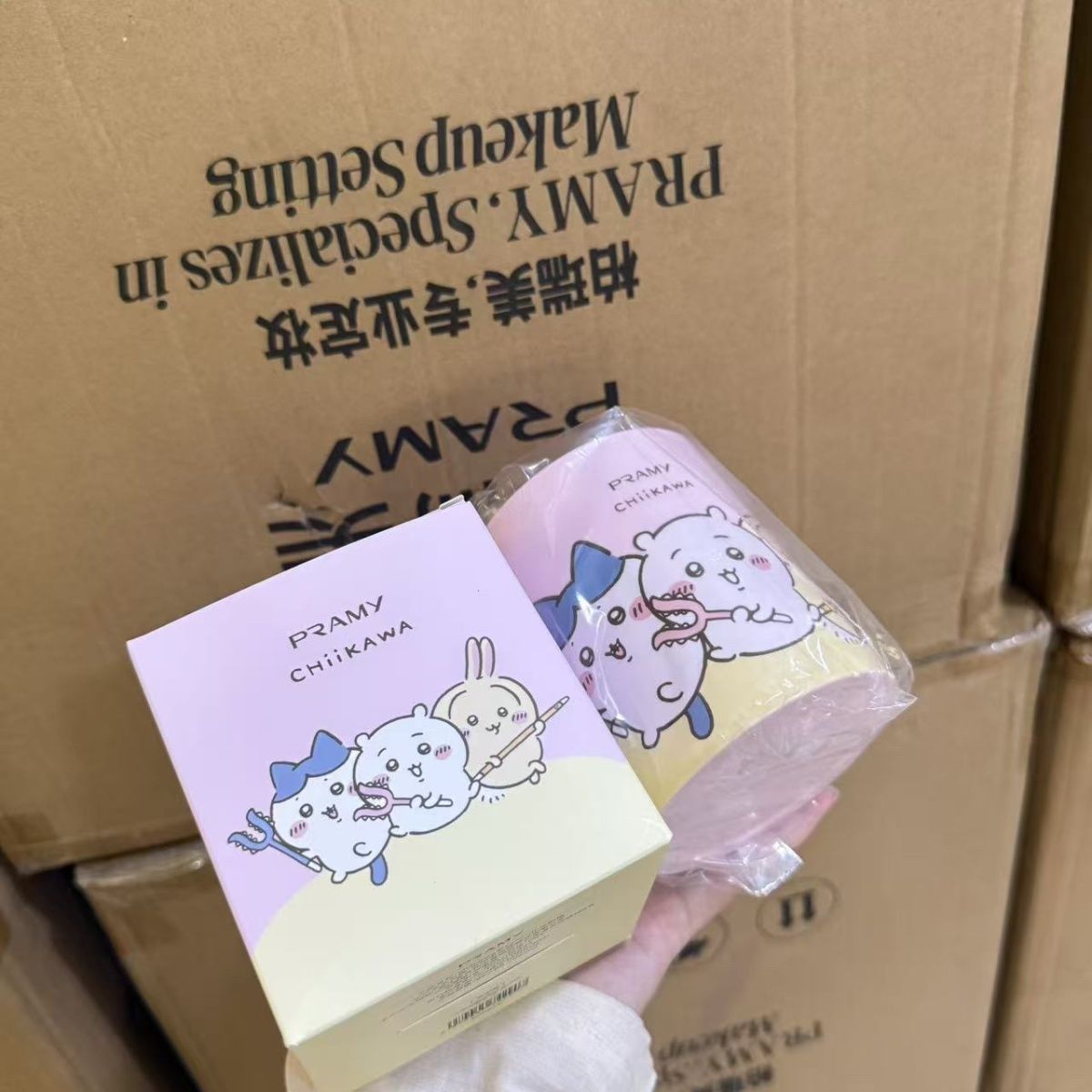 ちいかわコラボ メイクブラシホルダー ペン立て かわいい デ - Pen Holder Organizer のレビューと価格